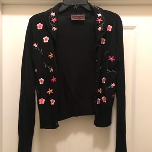 Voodoo Vixen Embroidered sweater size M